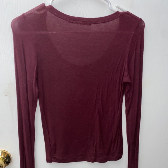 Brandy Melville Tee! - Picture 2 of 3